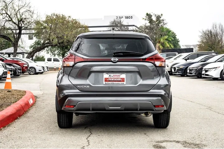 $20599 : Nissan Kicks Play 2025 S 4dr image 6