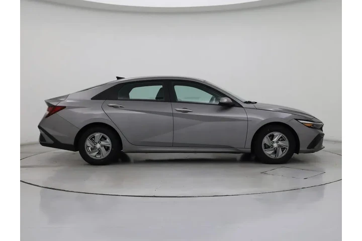 $16998 : Hyundai ELANTRA 2024 SE 4dr image 7