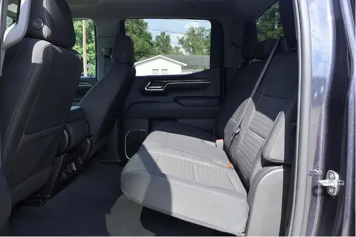 $37455 : Chevrolet Silverado 1500 202 image 9