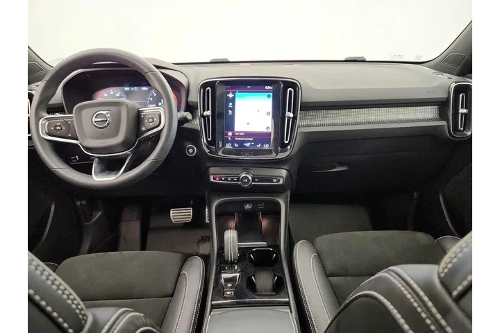 $26998 : Volvo XC40 2022 AWD T5 R-Des image 9