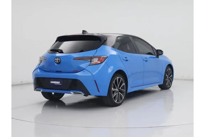 $22998 : Toyota Corolla Hatchback 202 image 8