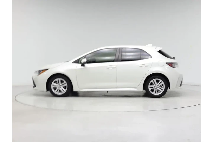 $18998 : Toyota Corolla Hatchback 202 image 3