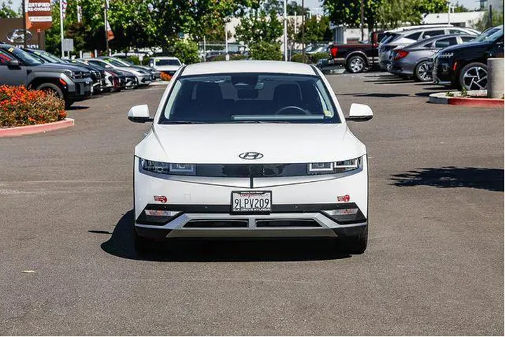 $24777 : Hyundai IONIQ 5 2024 SEL 4dr image 7