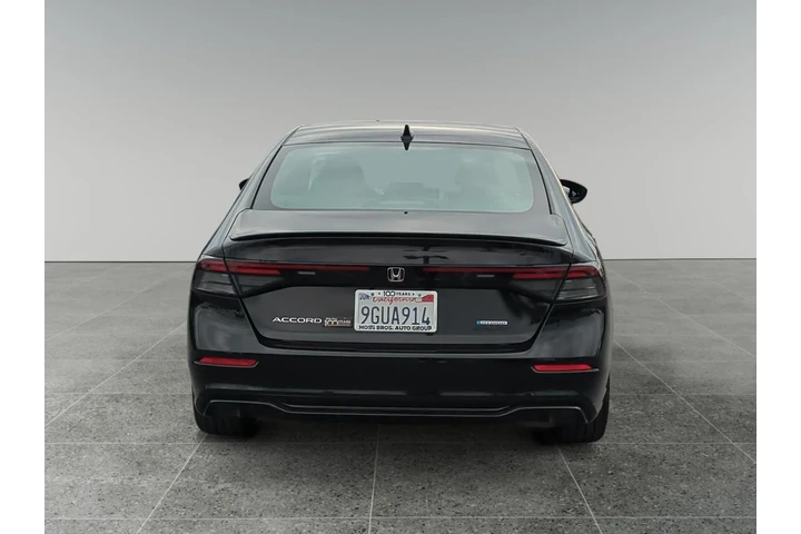 $29879 : Honda Accord Hybrid 2023 Spo image 4