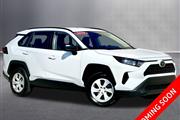 2019 RAV4 LE en Knoxville