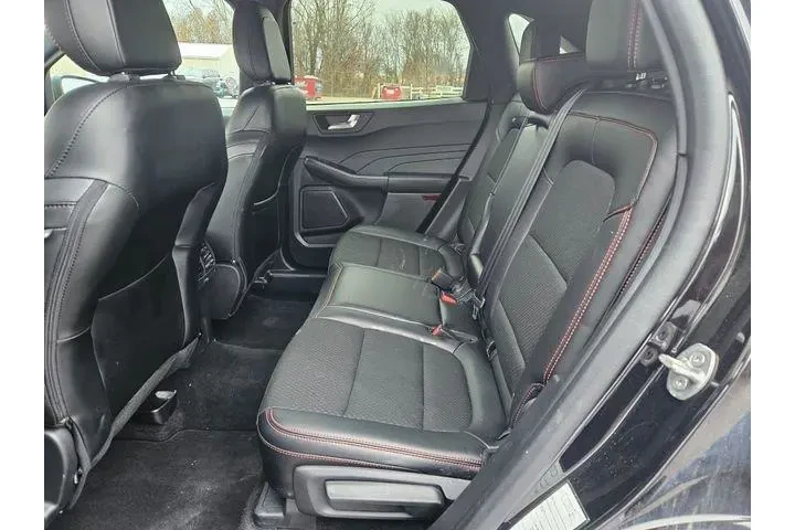 $27000 : Ford Escape 2025 AWD ST-Line image 10