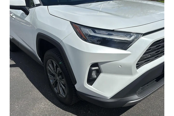 $34288 : 2023 RAV4 Hybrid Limited image 7