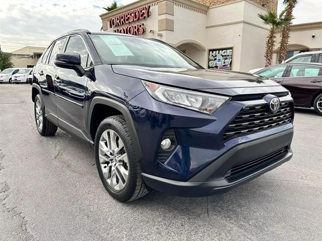 $26995 : Pre-Owned 2020 RAV4 XLE Premi image 4