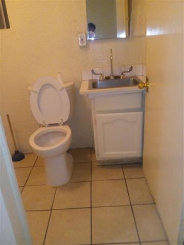 $1550 : 1 BED 1 BATH FOR RENT image 2