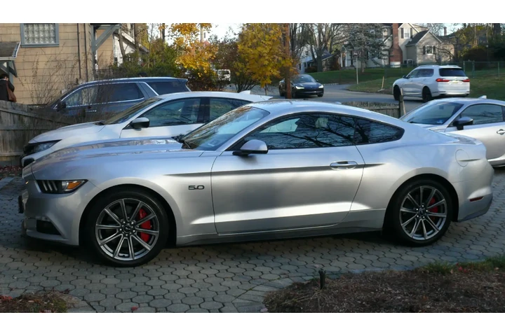 $9900 : 2015 Ford Mustang GT Premium image 3