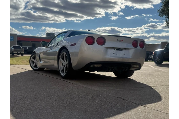 $24500 : 2005 Corvette image 4