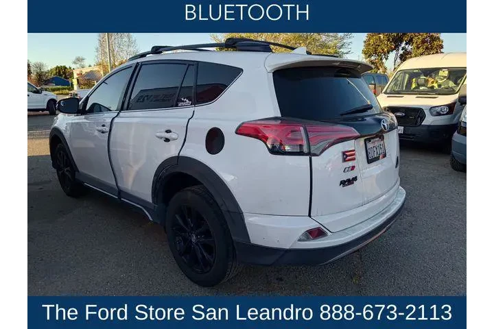 $13850 : Toyota RAV4 2018 XLE 4dr SUV image 5