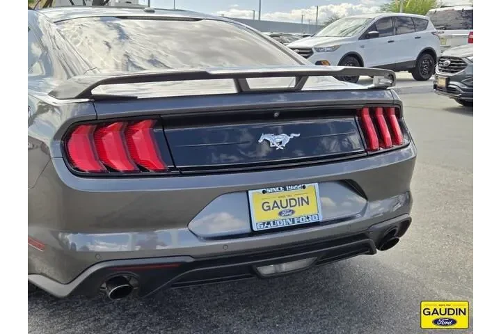 $17496 : Ford Mustang 2018 EcoBoost P image 9