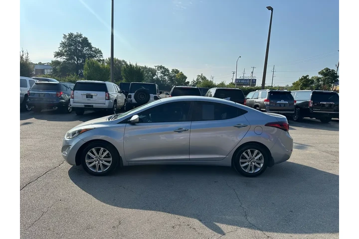 $6980 : 2015 Elantra 4dr Sdn Auto SE image 5
