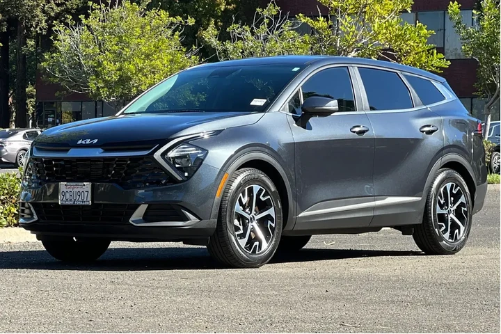 Kia Sportage 2023 EX 4dr SUV image 7