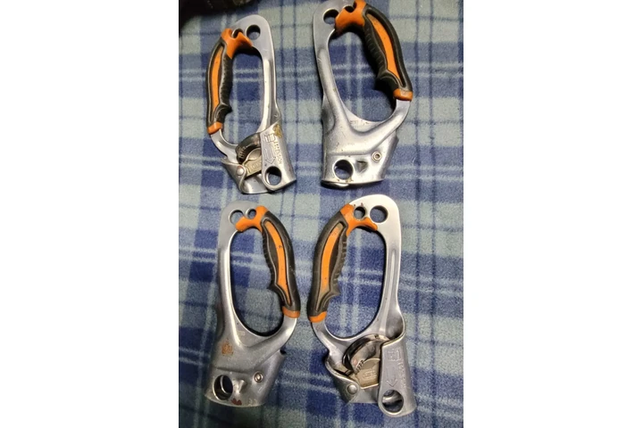 $1 : ARTICULOS DE ALPINISMO image 3