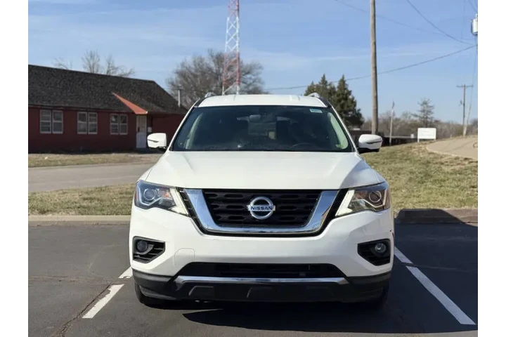 $6999 : 2018 Pathfinder SL image 3
