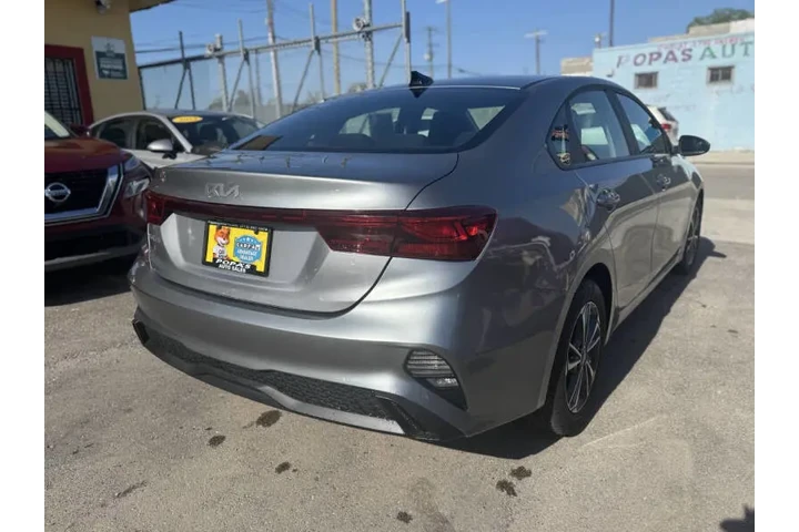 $21995 : 2024 Forte LXS image 8