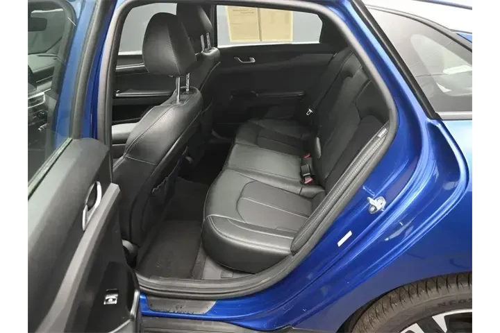 $22995 : Kia K5 2024 GT-Line 4dr Seda image 7