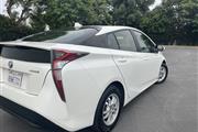 $12785 : 2017 Toyota Prius $12,785 thumbnail