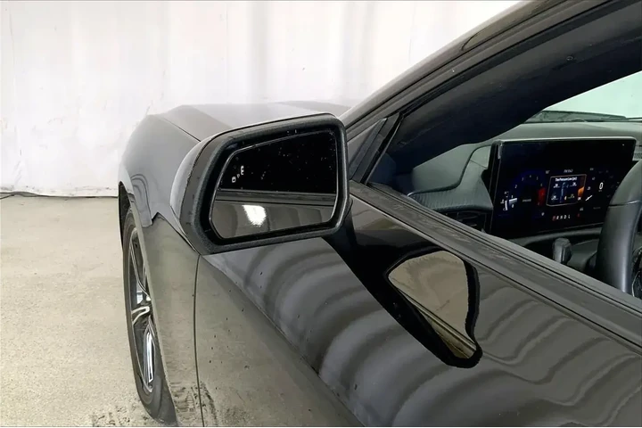 $30615 : Ford Mustang 2025 EcoBoost 2 image 10