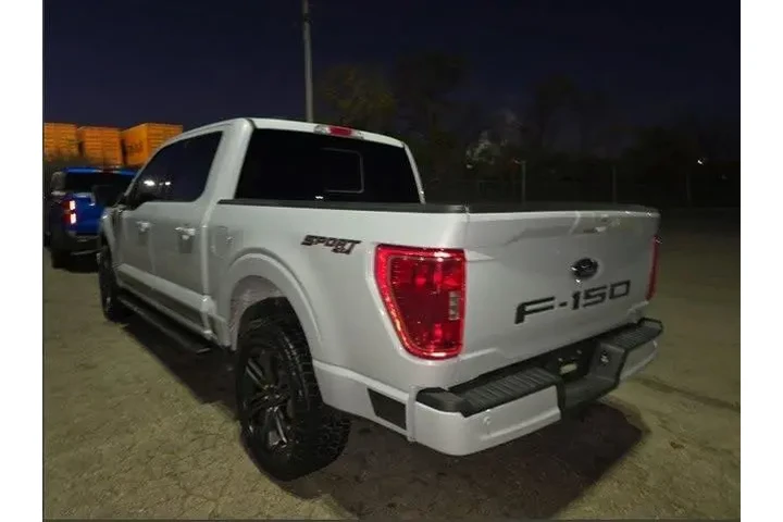 $38000 : Ford F-150 2022 4x4 XLT 4dr image 5
