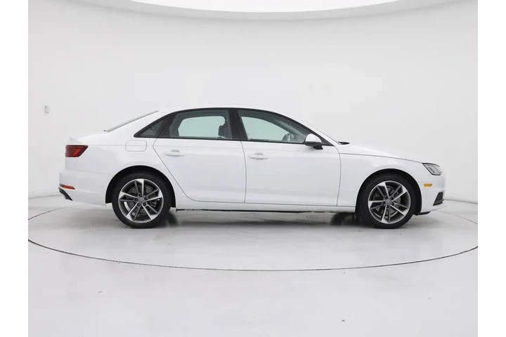 $20998 : Audi A4 2019 Titanium 40 TFS image 7