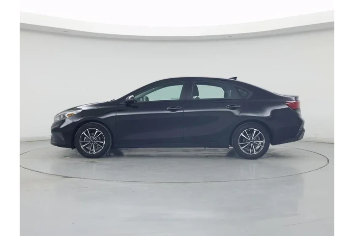 $18998 : Kia Forte 2024 LXS 4dr Sedan image 3