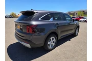 $28988 : Kia Sorento 2025 LX 4dr SUV thumbnail