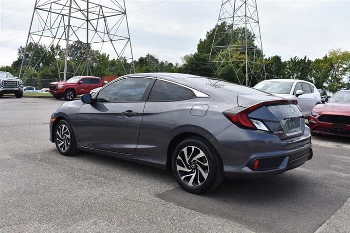 2017 Civic LX-P image 8