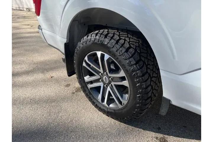 $35976 : Ford F-150 2023 4x4 XL 4dr S image 9