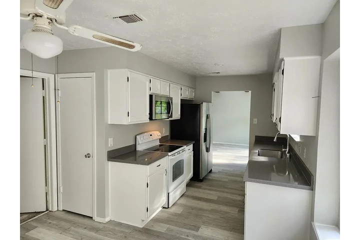 $1100 : Spring Tx - Listo image 2