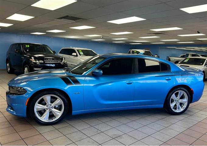 $20299 : Dodge Charger 4dr Sdn Road/Tr image 2