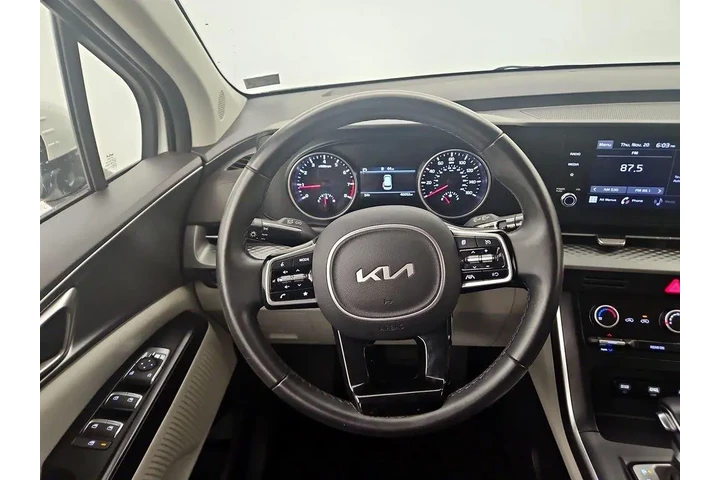 $30998 : Kia Carnival 2022 LX 4dr Min image 10