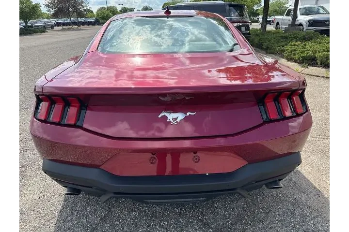 $32000 : Ford Mustang 2025 EcoBoost 2 image 9