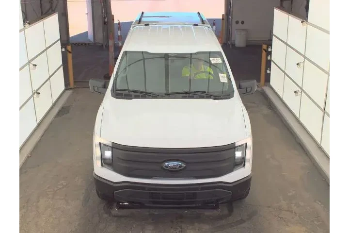 $32999 : Ford F-150 Lightning 2023 AW image 2