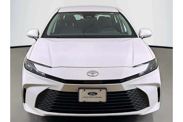 $23939 : Toyota Camry 2025 LE 4dr Sed image 9