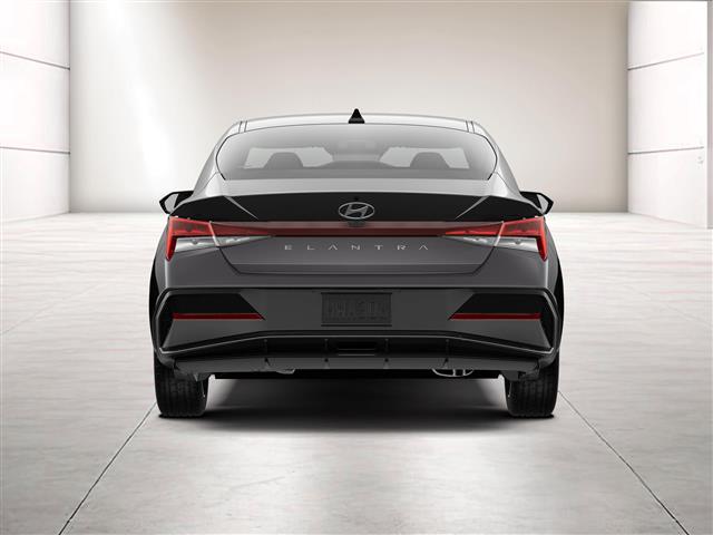 $25485 : New 2024 Hyundai ELANTRA SEL image 6
