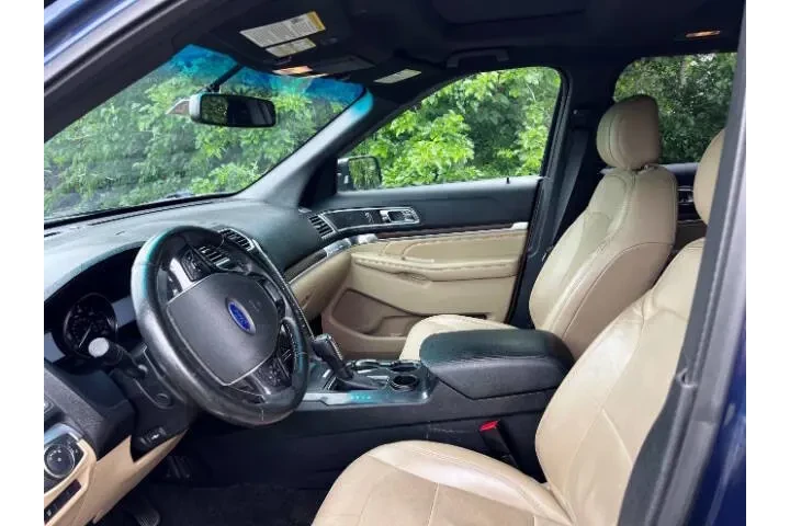 $16495 : 2017 Explorer Limited image 8