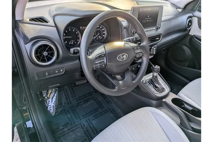 $20364 : Hyundai KONA 2023 AWD SEL 4d image 2