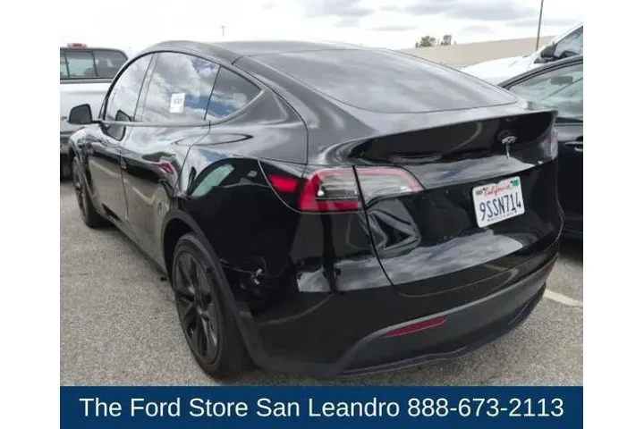 $33950 : Tesla Model Y 2025 Long Rang image 3