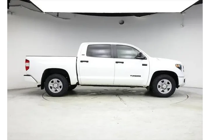 $35998 : Toyota Tundra 2020 4x2 SR5 4 image 7