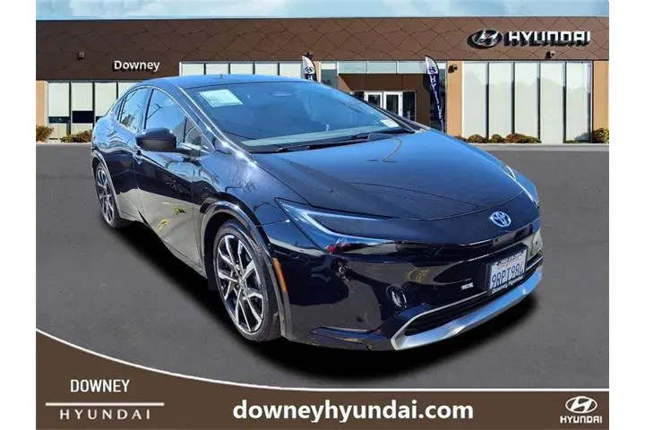 $32875 : Toyota Prius Prime 2024 XSE image 2