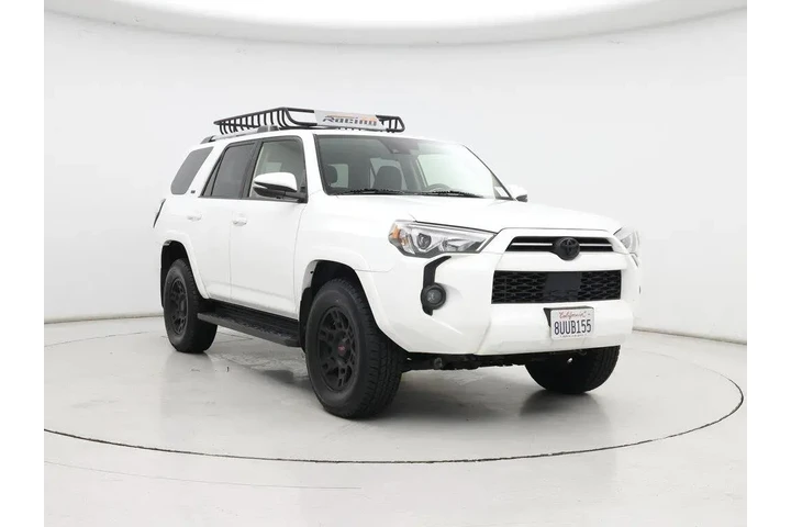 $33998 : Toyota 4Runner 2021 4x4 SR5 image 1