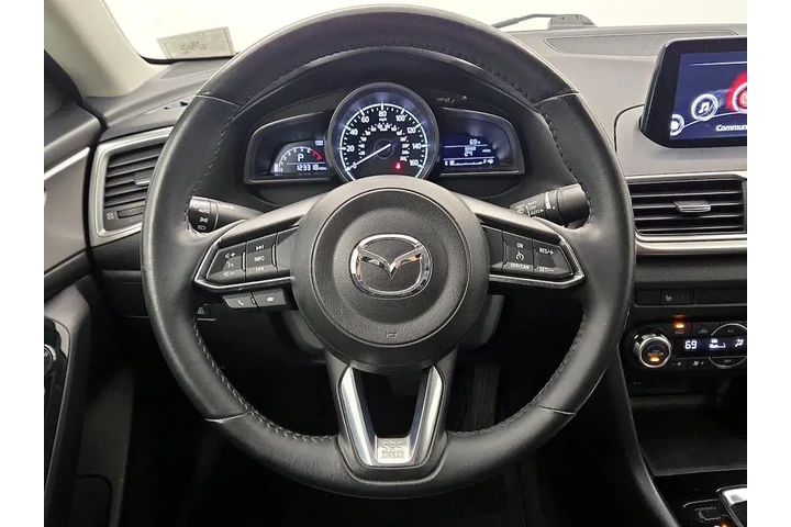 $12998 : Mazda Mazda3 2017 Touring 4d image 10