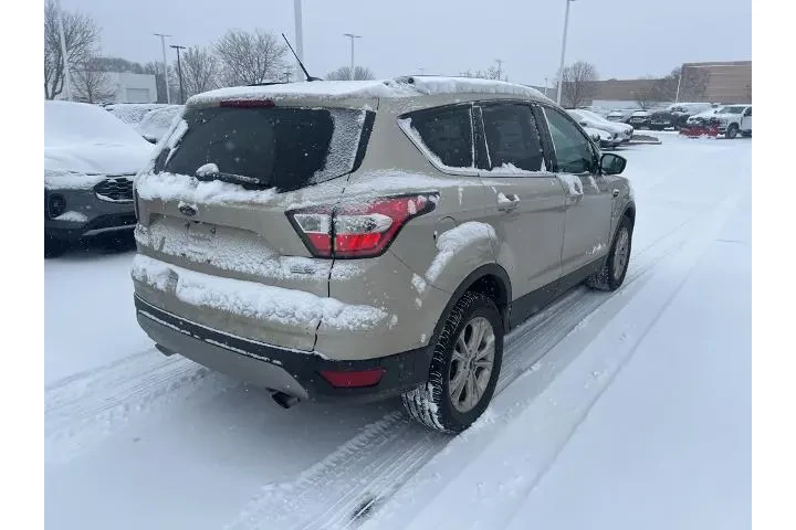 $10000 : Ford Escape 2018 AWD SE 4dr image 7