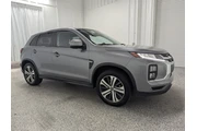 $21997 : Mitsubishi Outlander Sport 2 thumbnail