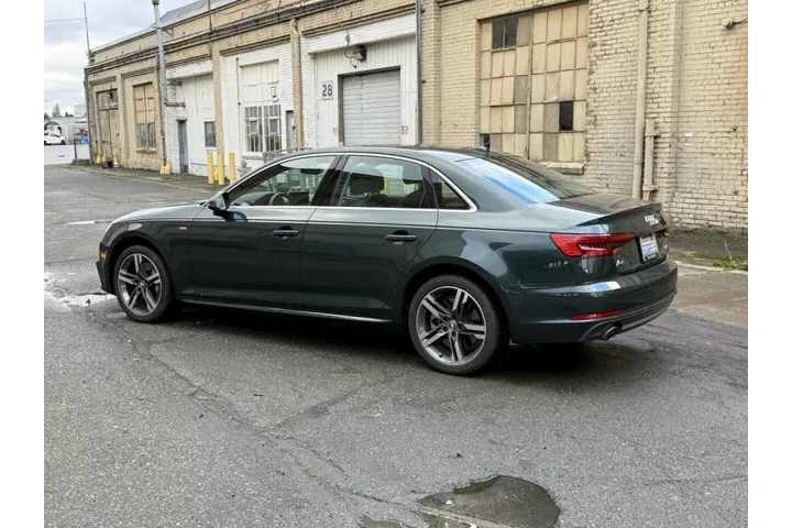 2017 A4 2.0T quattro Premium image 10