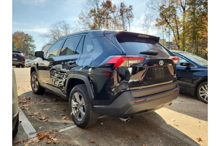 $28765 : Toyota RAV4 Hybrid 2022 AWD image 9