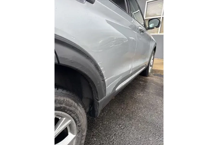 $27995 : Ford Explorer 2022 AWD XLT 4 image 5